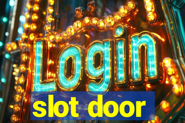 slot door