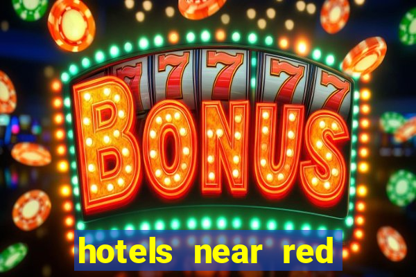 hotels near red hawk casino