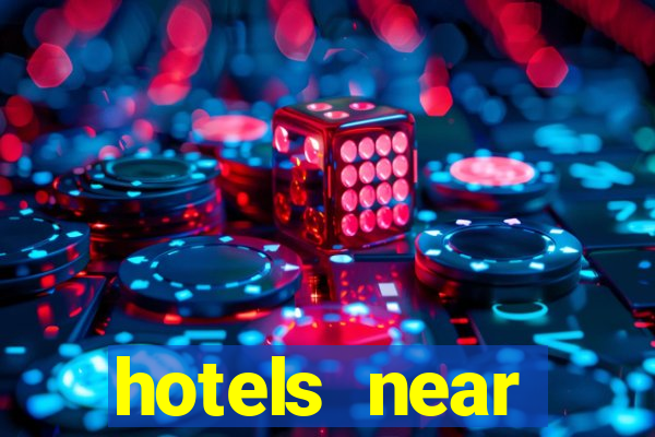 hotels near hollywood casino