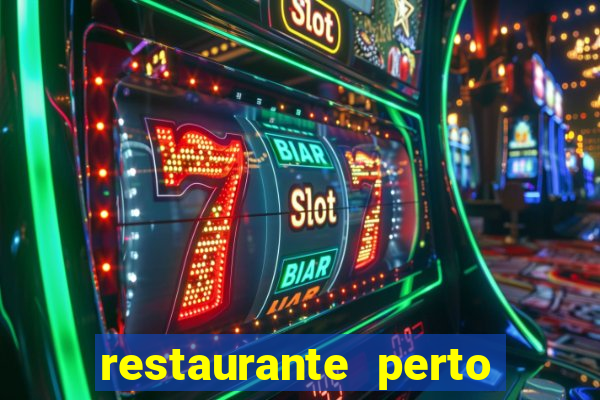 restaurante perto de mim agora